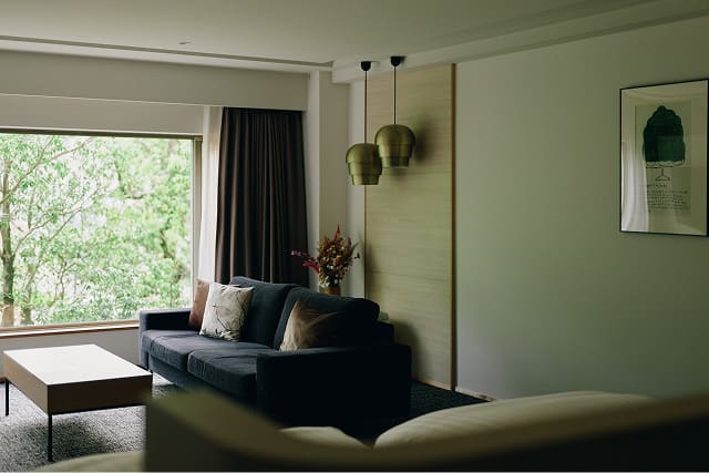 贅沢半露天風呂付スイート70㎡<wbr />オークフロント