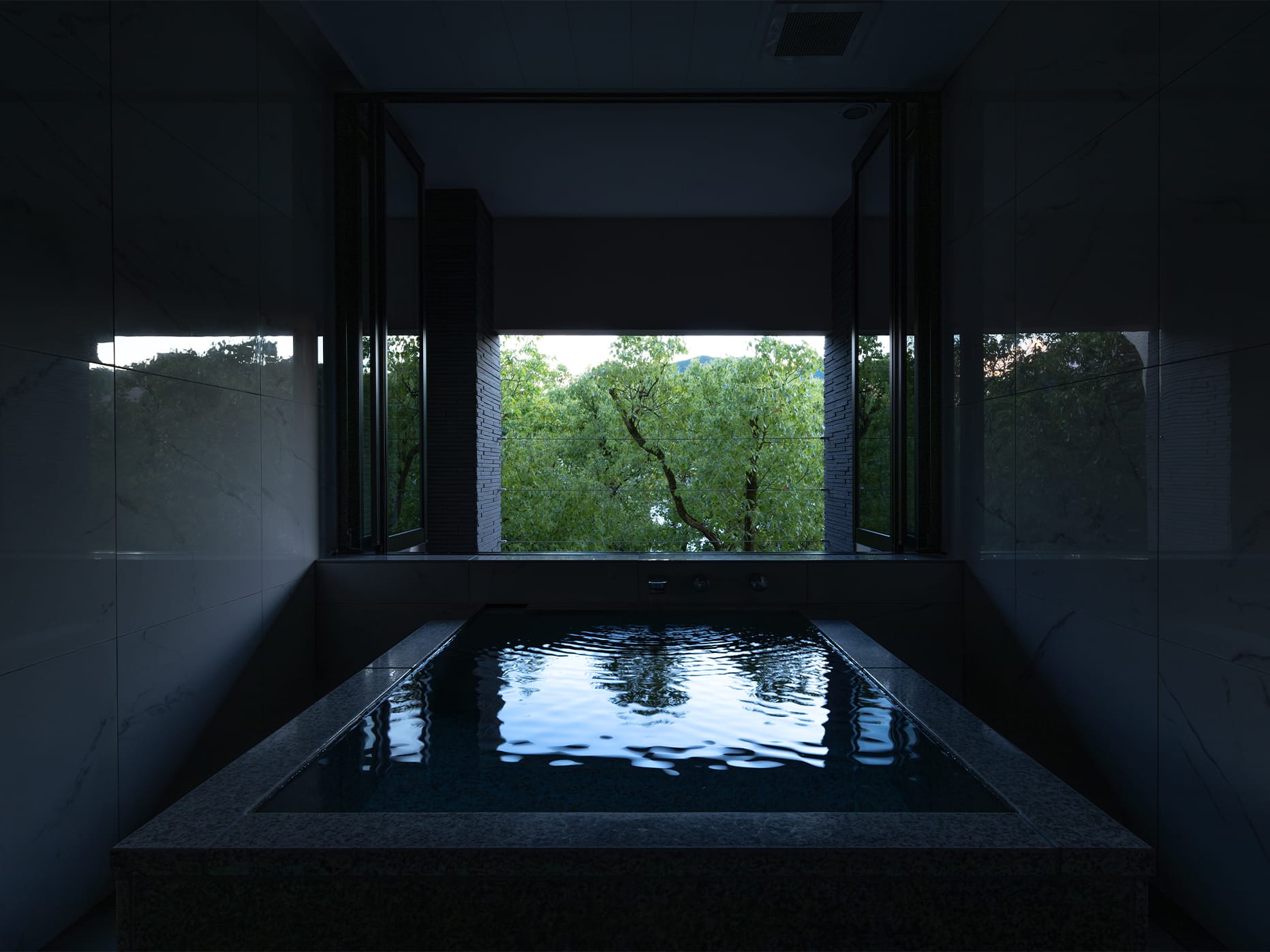 贅沢半露天風呂付スイート70㎡<wbr />ルックスNo.1: 内観イメージ1